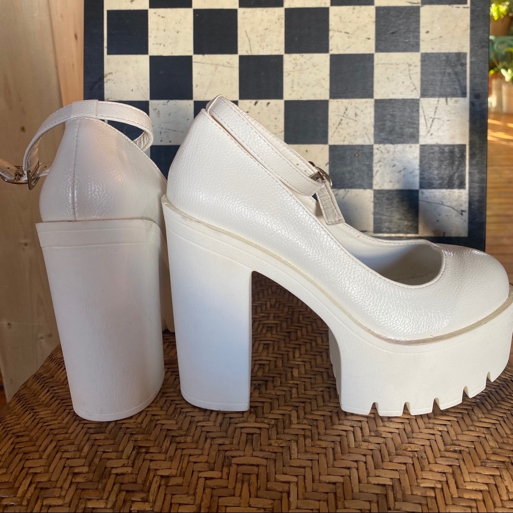 Platform Mary Jane heels
